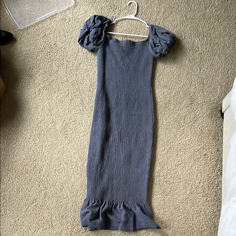 Baltic Born Gray Ribbed Sheath Dress with Puff Sleeves